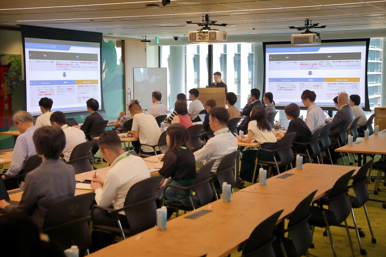 電通デジタル登壇風景